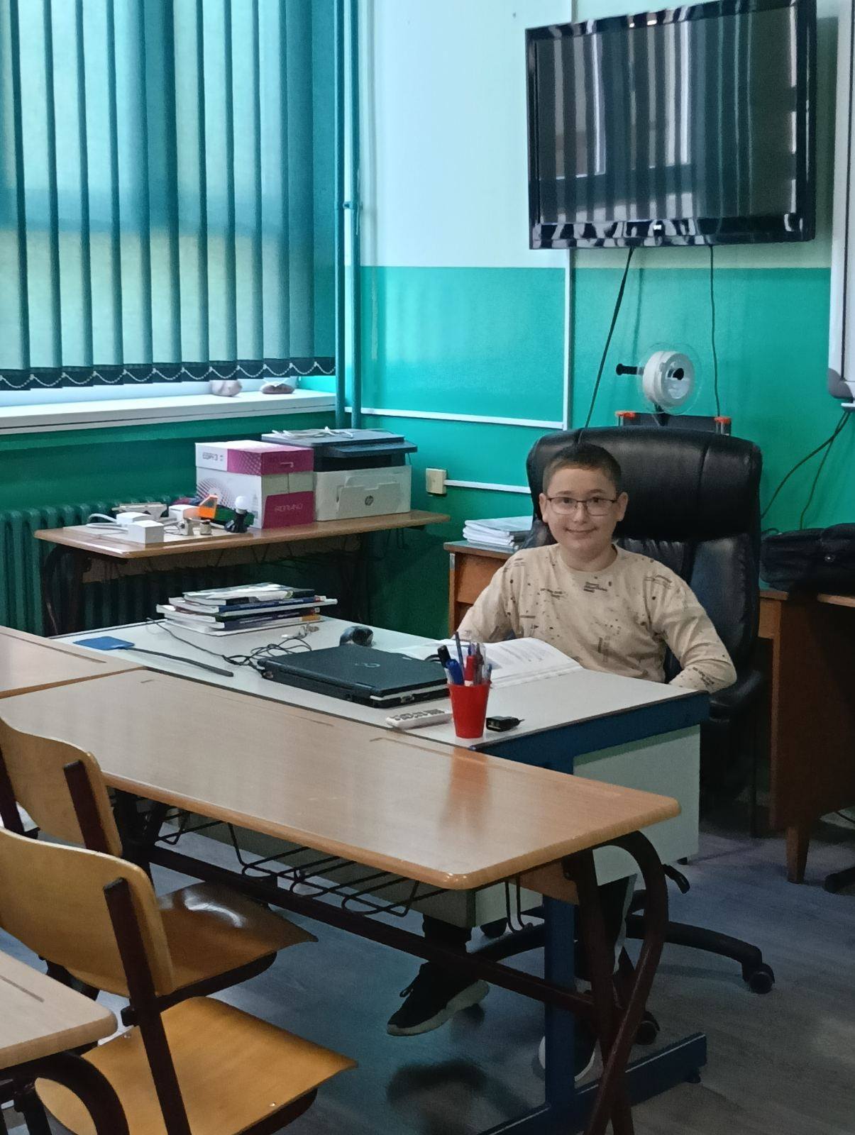 Výmena úloh – žiaci zamestnanci na škole