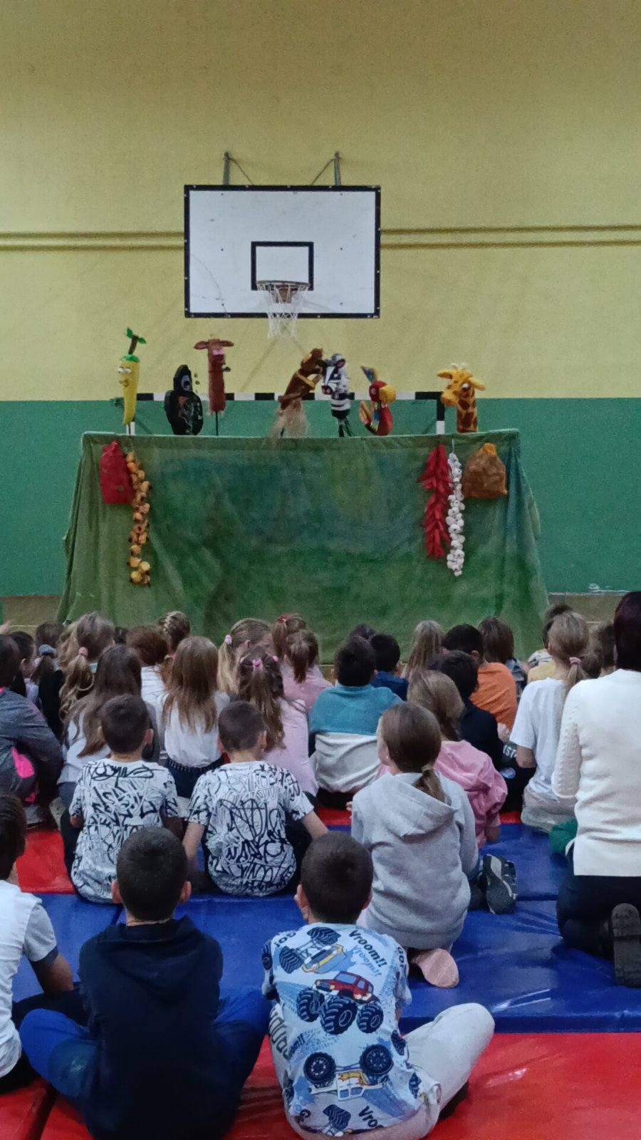 Bábkové divadielko „Turširanje“